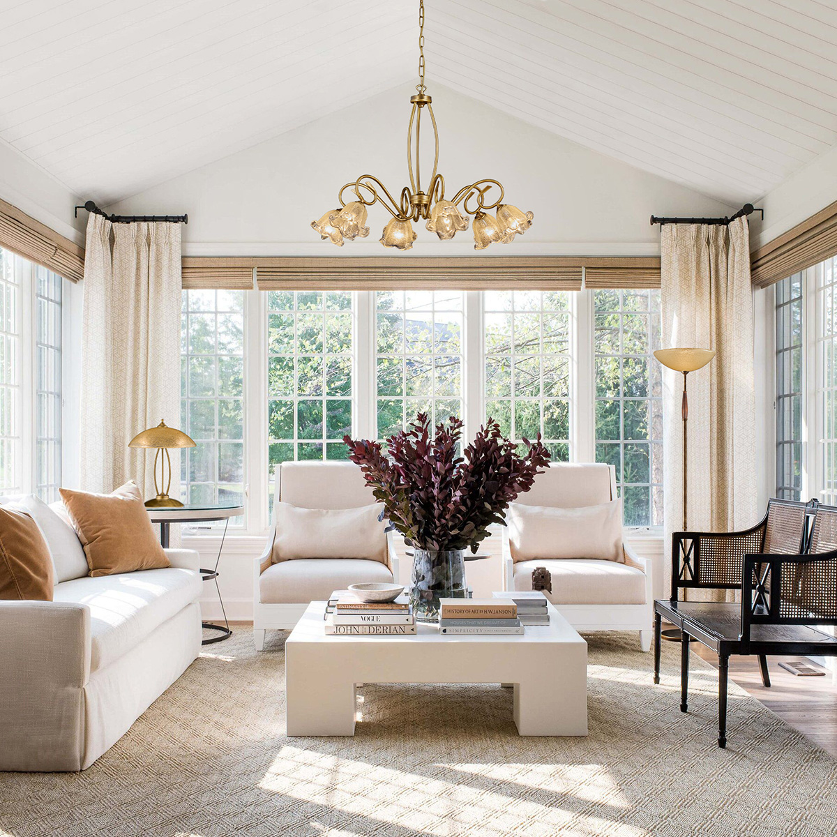 Classic 6-bulb chandelier VIKOS