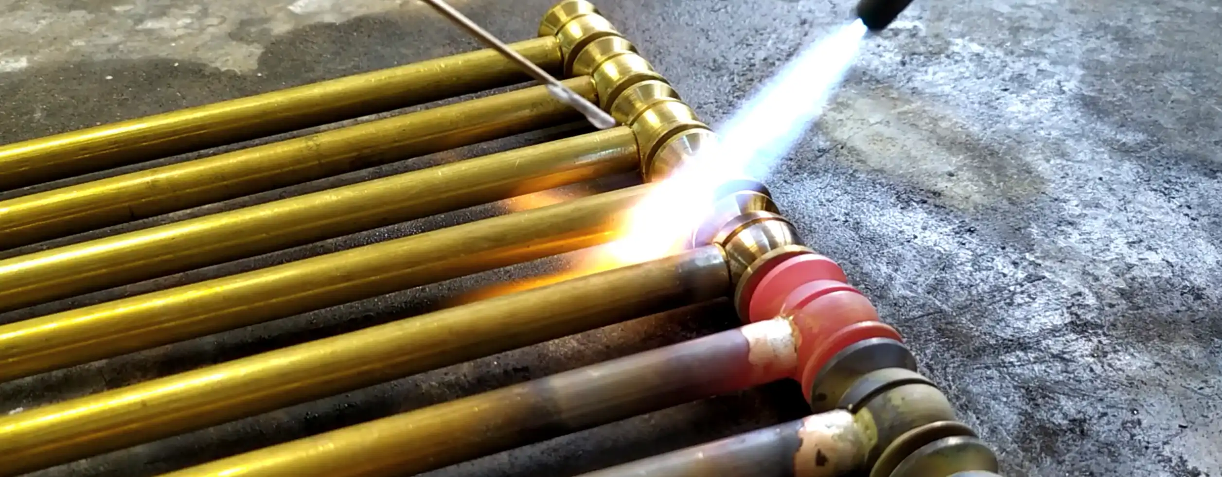 Εργοστάσιο φωτιστικών ΜΑΥΡΟΣ lighting factory